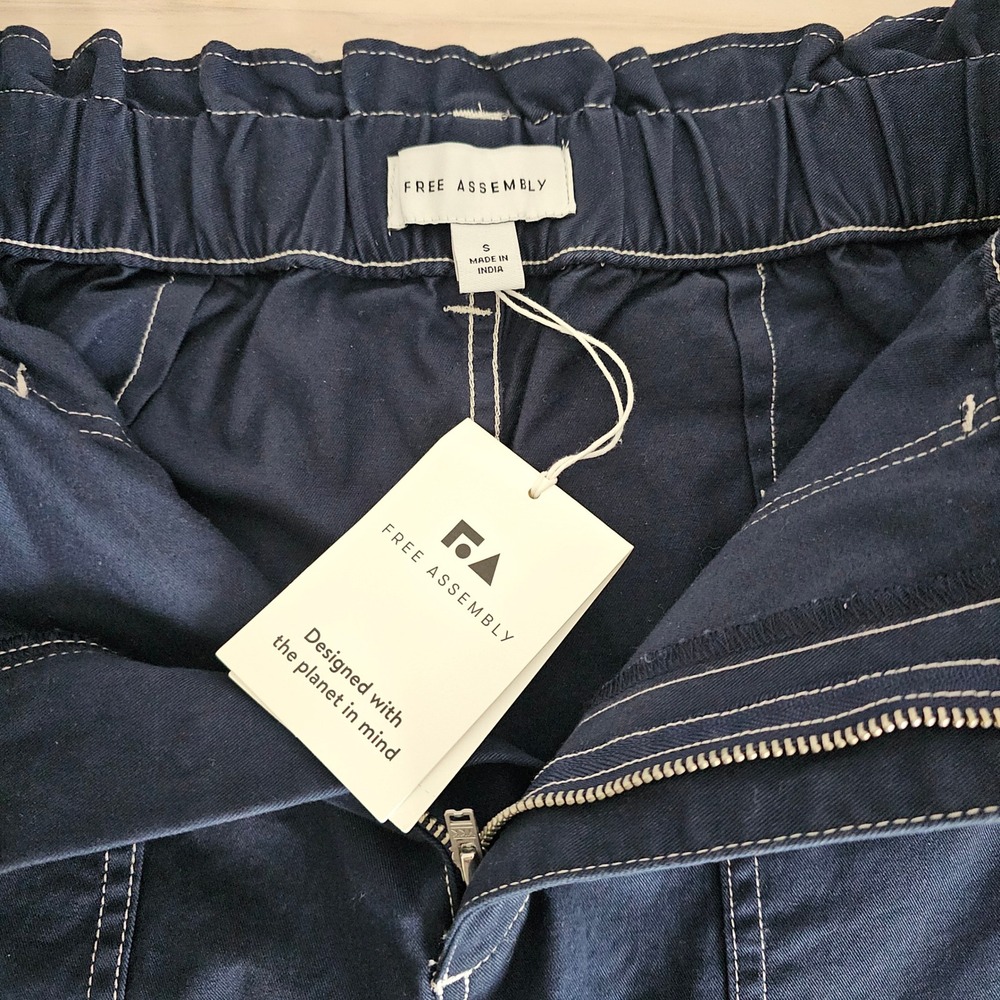 Free Assembly Navy Blue Contrast Stitch Paperbag Waist Mini Skirt Small NWT - Picture 2 of 10
